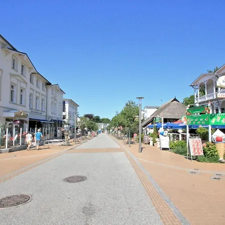 Apartment zentrale FeWo mit Balkon, gratis Nutzung vom AHOI Erlebnisbad und Sauna in Sellin - Villa Buskam FeWo 27