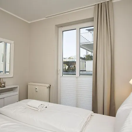 Villa Buskam Ferienwohnung 27 Mit Sauna- Und Schwimmbadnutzung Im Ahoi Sellin *